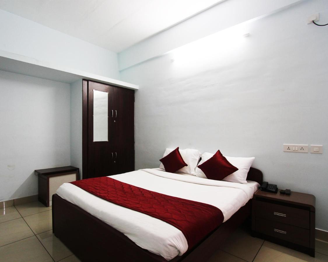 Lakshana Service Apartment - Big Temple Thanjavur Eksteriør billede